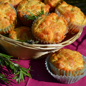 Маффины с ветчиной, ананасами и моцареллой – рецепт приготовления с фото от Kulina.Ru в 2019 году Маффины с ветчиной, ананасами и моцареллой – рецепт приготовления с фото от Kulina.Ru в 2019 году