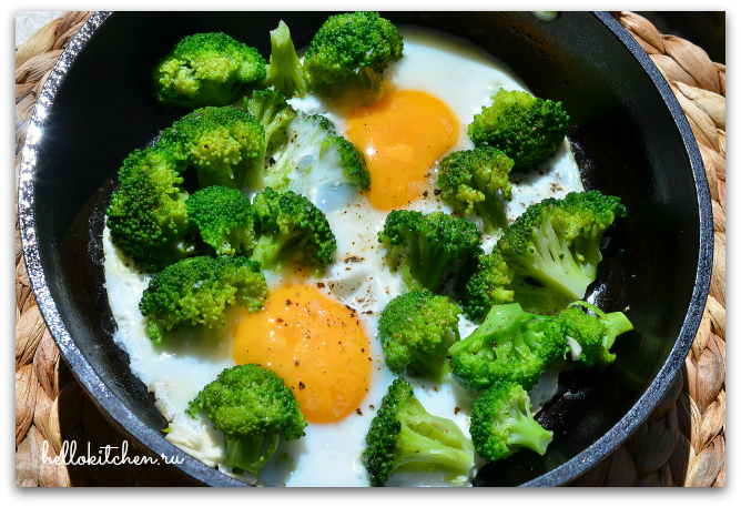 Рецепт завтрака: омлет с брокколи